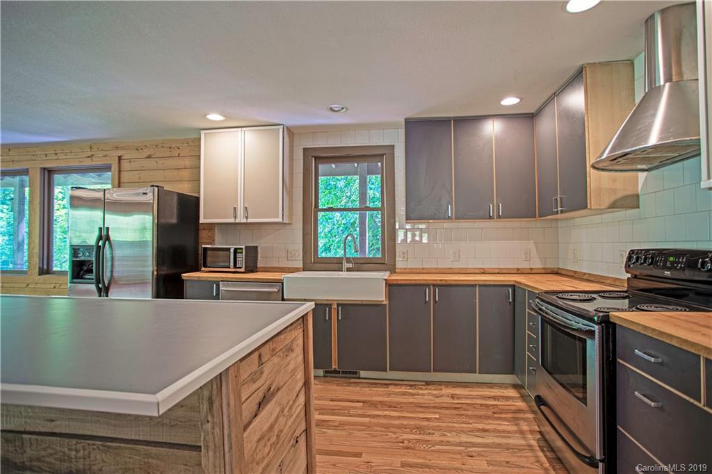661 Buckner Branch Road Mars Hill, NC 28754 - Photo 14 of 31 Gallery Image 14