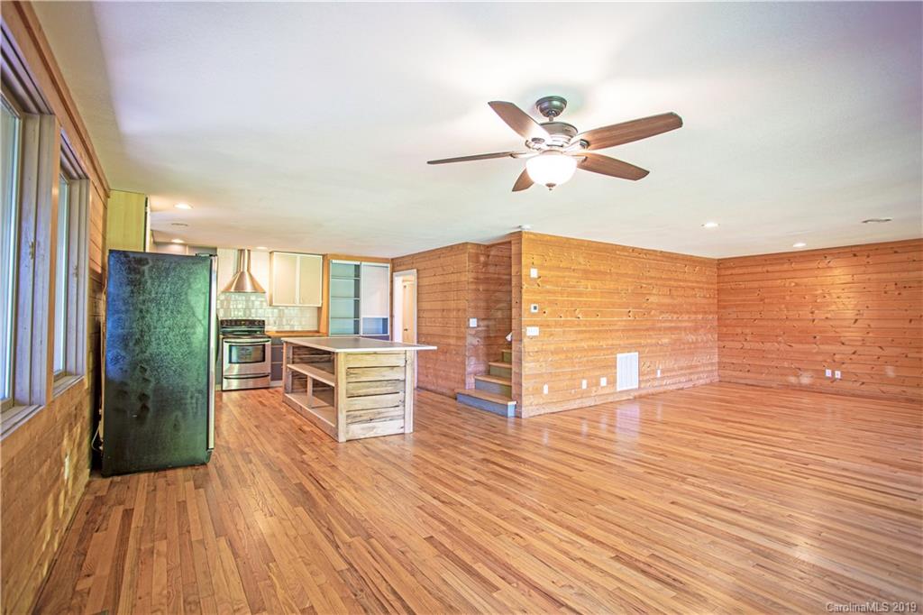 661 Buckner Branch Road Mars Hill, NC 28754 - Photo 17 of 31 Gallery Image 17