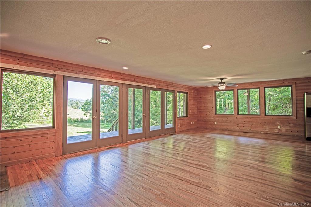 661 Buckner Branch Road Mars Hill, NC 28754 - Photo 18 of 31 Gallery Image 18