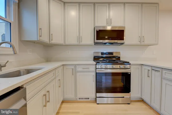 $4,000 | 336 Lincoln Avenue, Rockville, MD 20850