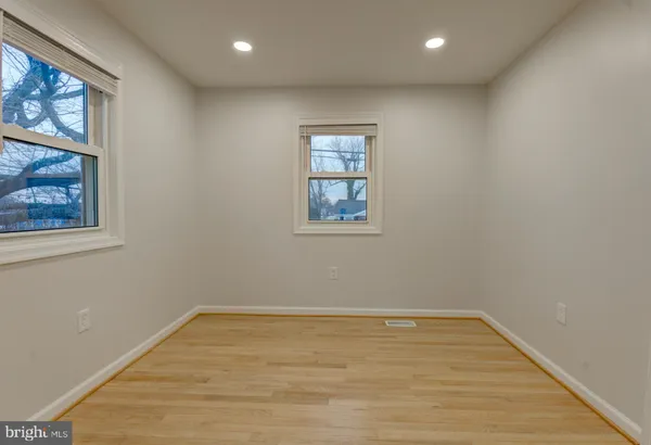 $4,000 | 336 Lincoln Avenue, Rockville, MD 20850
