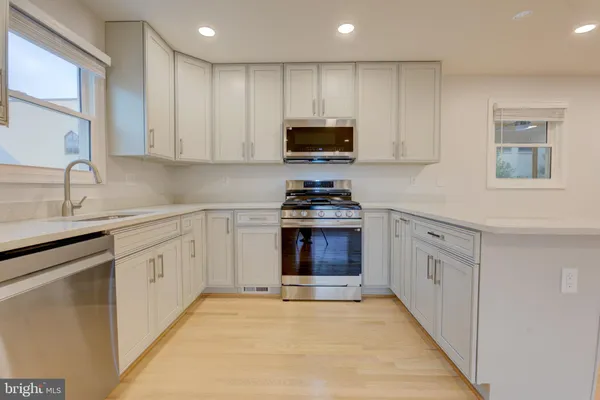 $4,000 | 336 Lincoln Avenue, Rockville, MD 20850