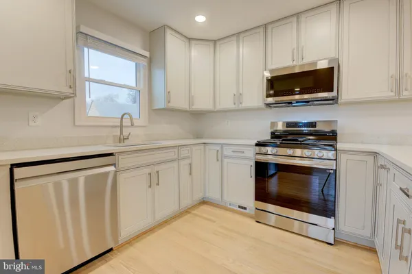 $4,000 | 336 Lincoln Avenue, Rockville, MD 20850