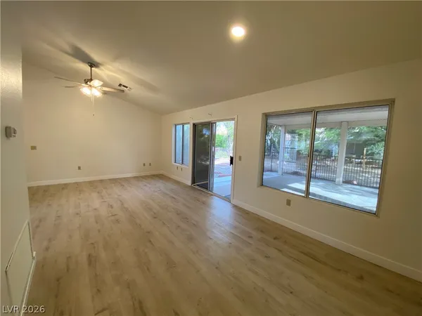 $1,935 | 8917 Villa Ridge Drive, Las Vegas, NV 89134