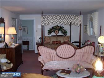 1275 Irma Road Warminster, PA 18974 - Photo 4 of 5 Bedroom - Main