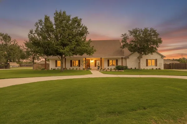 $645,000 | 6506 15th Drive, Lubbock, TX 79416