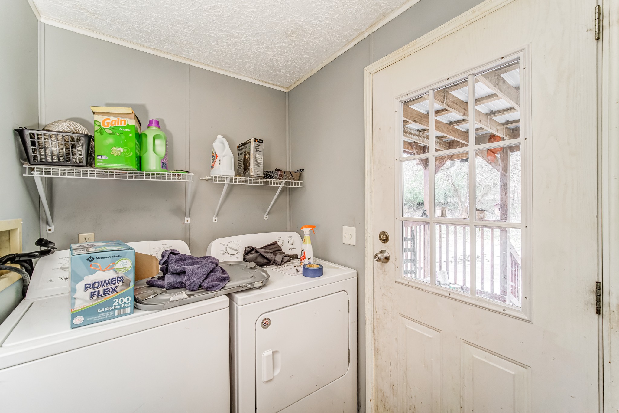 1077 Hamilton Chambers Road Lebanon, TN 37087 - Photo 16 of 29 a kitchen with a cabinets and window