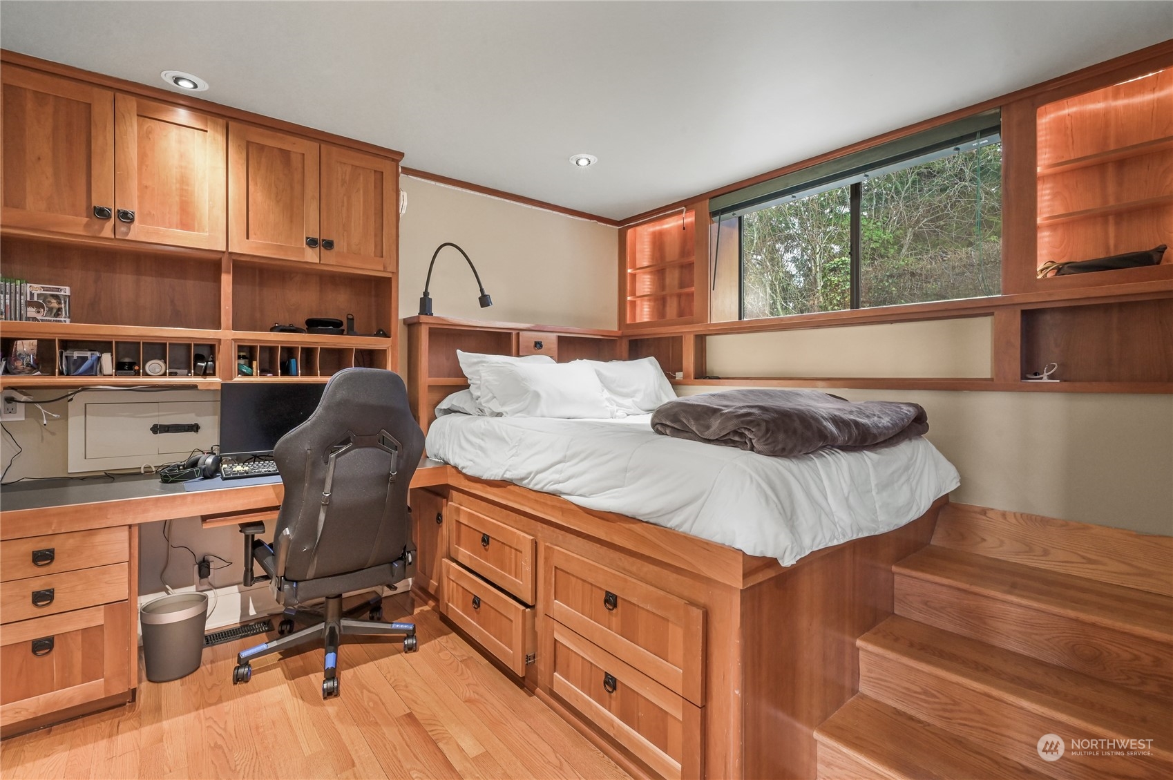 711 Briar Road Bellingham, WA 98225 - Photo 30 of 40 a bedroom with furniture and a window