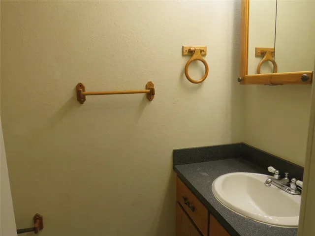 $1,050 | 8221 Sam Rayburn Drive, Unit 103, Austin, TX 78753