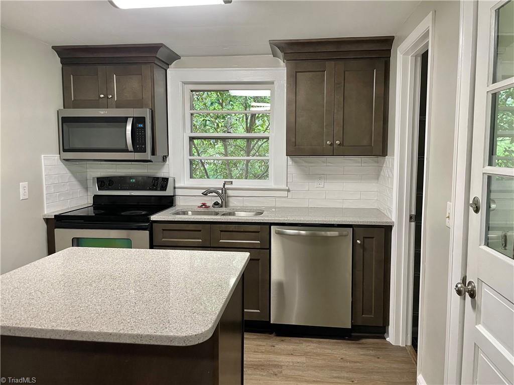 925 Cliff Road Asheboro, NC 27203 - Photo 8 of 34 Gallery Image 8