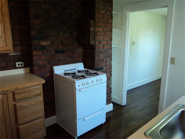 9 Seaver Road Weymouth, MA 02189 - Photo 6 of 10 Gallery Image 6