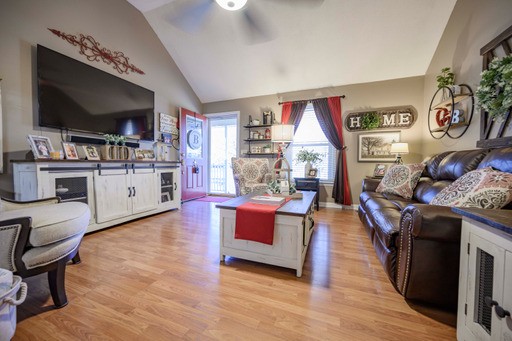 835 Spike Trail Murfreesboro, TN 37129 - Photo 4 of 24 a living room with furniture and a flat screen tv