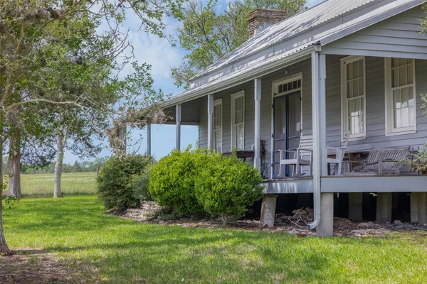 $1,995,000 | 5930 Highway 237, Round Top, TX 78954