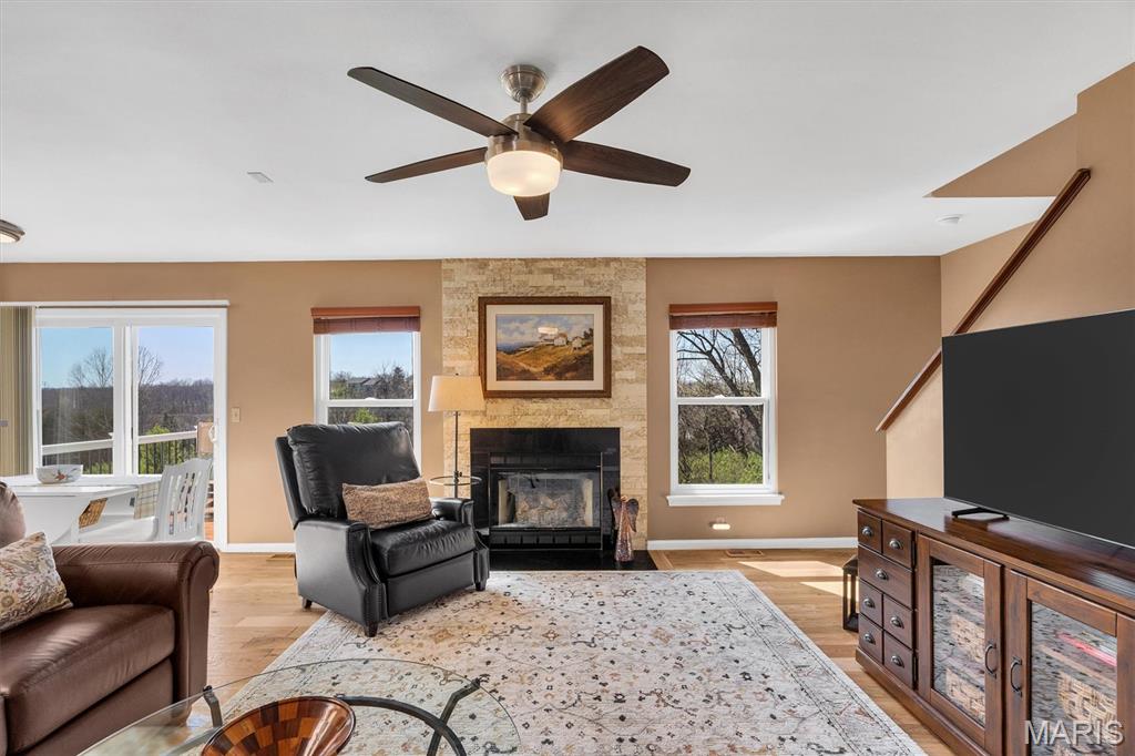 3572 Pearson Pointe Court St. Louis, MO 63129 - Photo 11 of 46