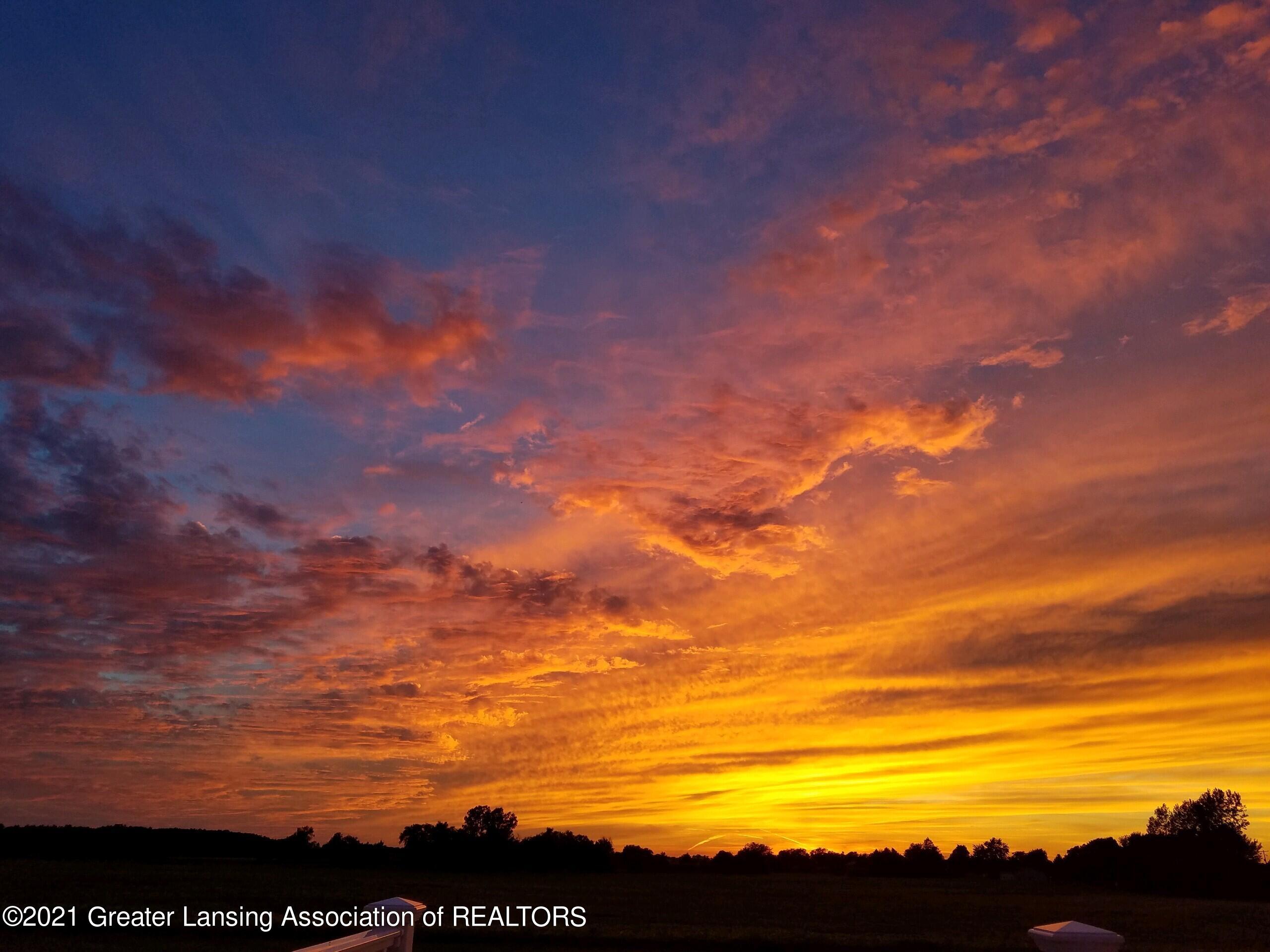 6150 South Dewitt Road St. Johns, MI 48879 - Photo 5 of 42 Gorgeous Sunsets!