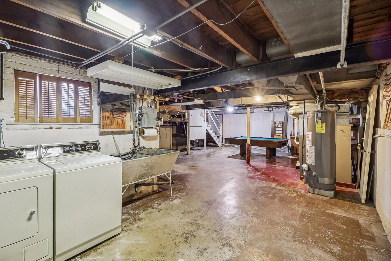 6014 West Fletcher Street Chicago, IL 60634 - Photo 20 of 28 a view of a storage room with washer and dryer