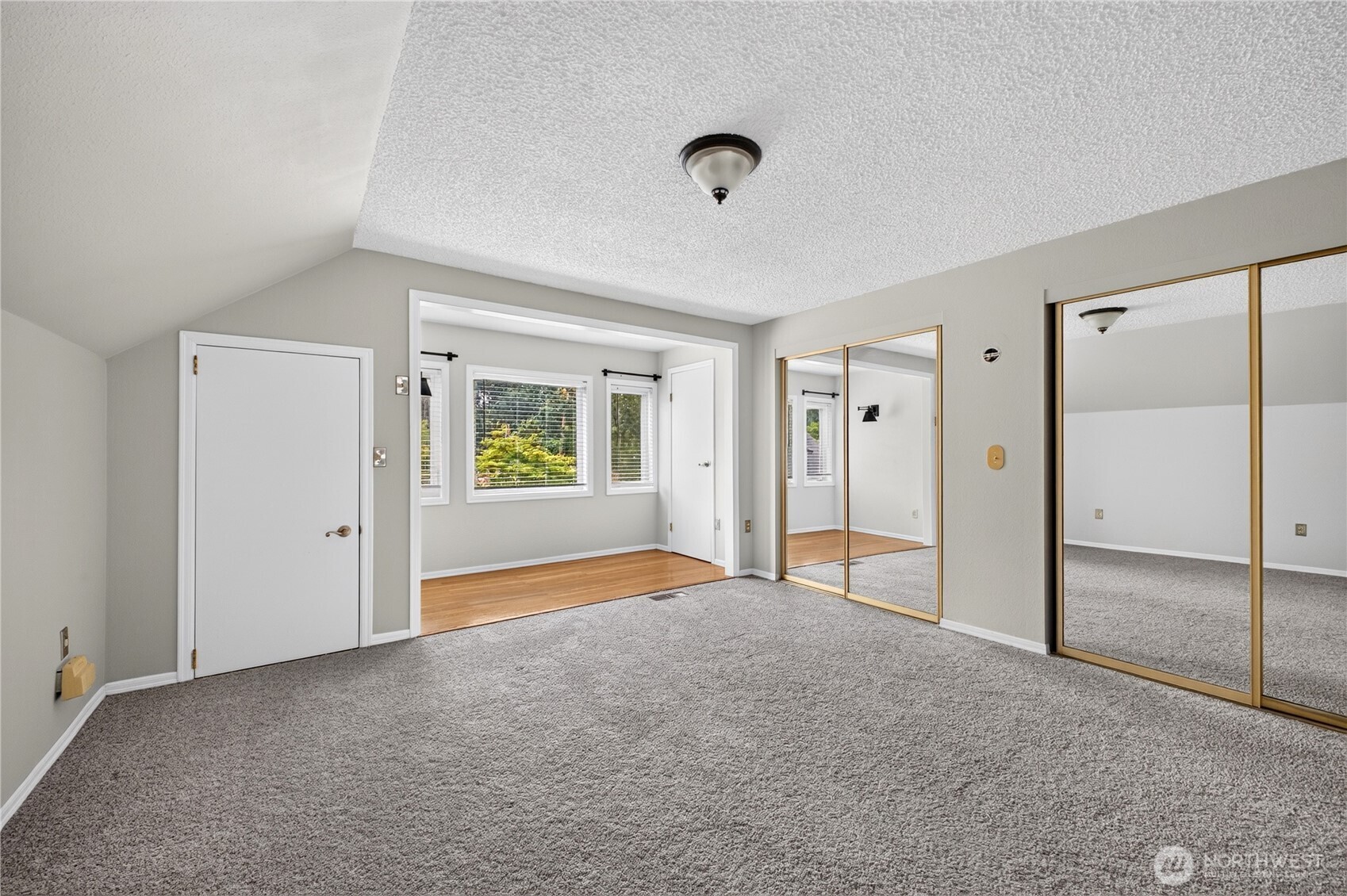 6502 Avondale Road Southwest, Unit 4 Lakewood, WA 98499 - Photo 22 of 34