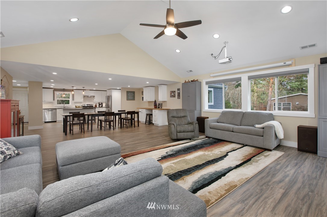 4607 Aldrich Road Bellingham, WA 98226 - Photo 7 of 40 Gallery Image 7