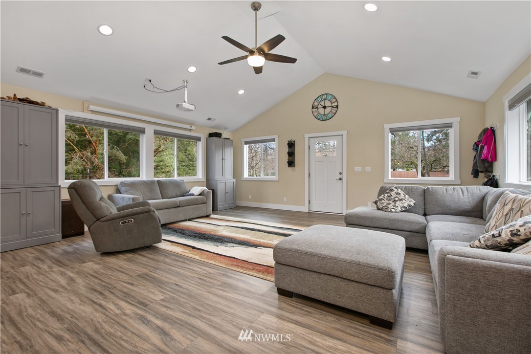 4607 Aldrich Road Bellingham, WA 98226 - Photo 8 of 40 Gallery Image 8