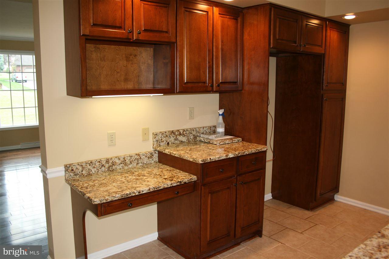 1749 Country Road York, PA 17408 - Photo 8 of 28