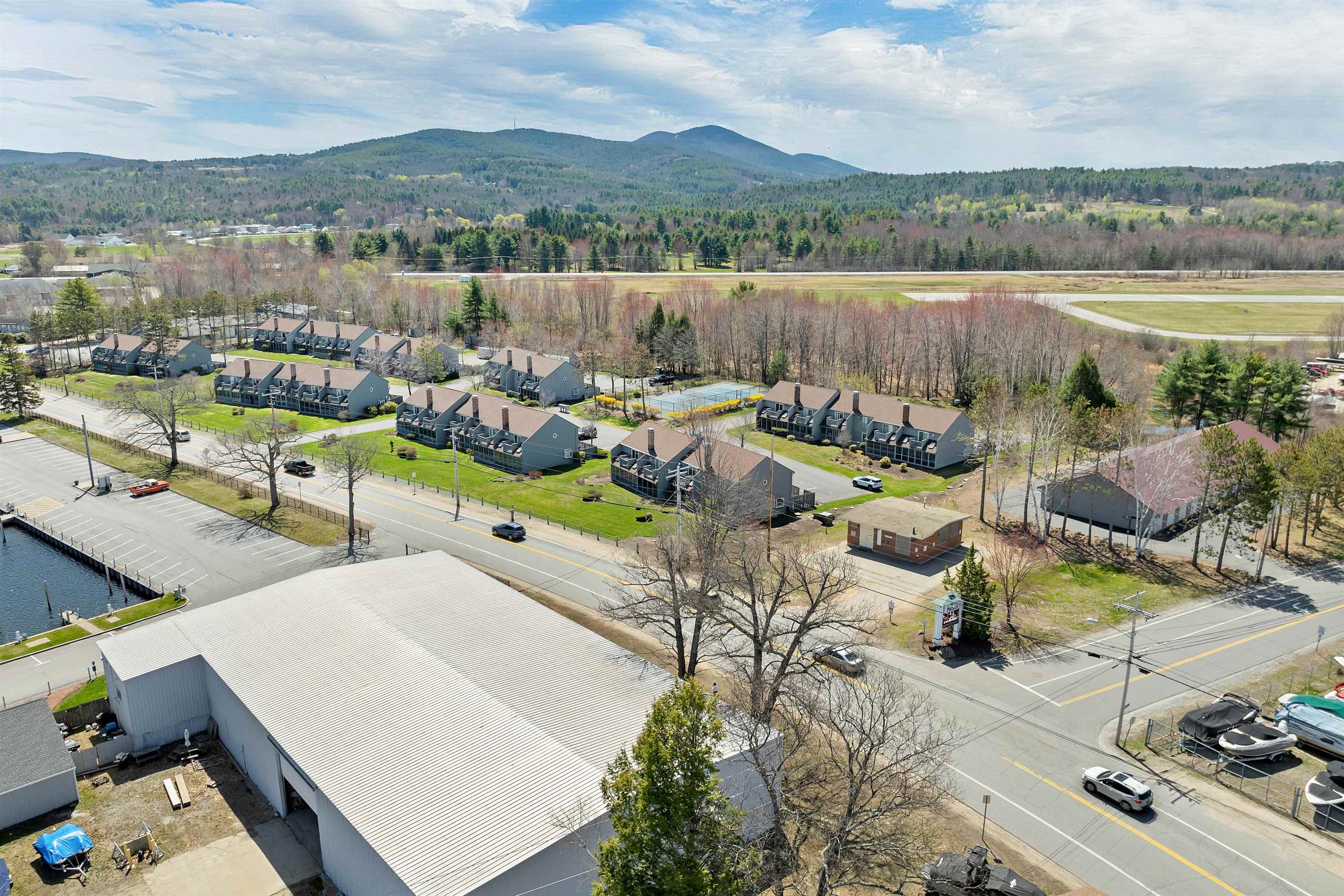 60 Weirs Road, Unit E1 Gilford, NH 03249 - Photo 13 of 57