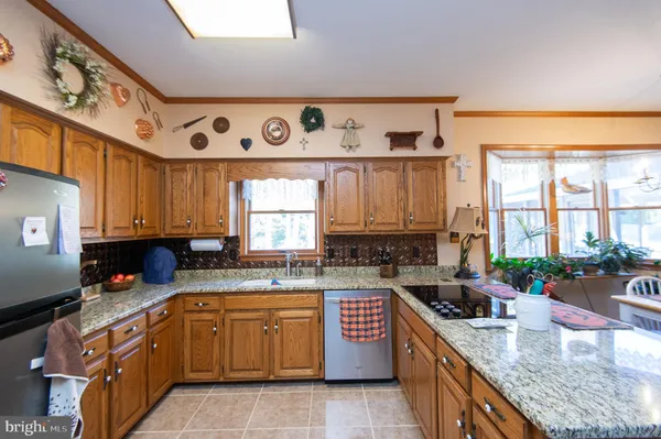 $642,900 | 24276 Asbury Drive, Denton, MD 21629