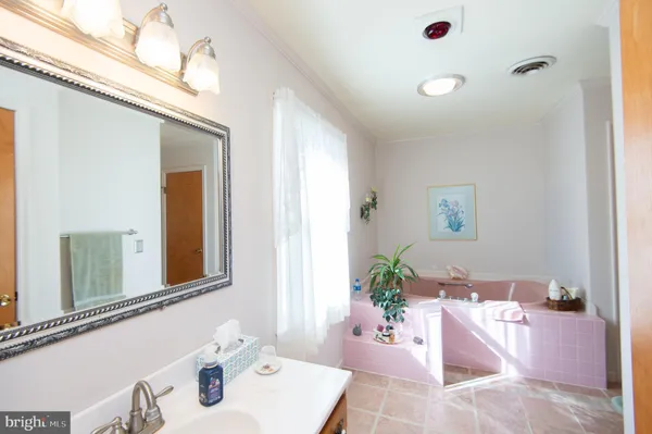 $642,900 | 24276 Asbury Drive, Denton, MD 21629