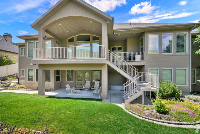 1926 East Gray Fox Drive Draper, UT 84020 - Photo 26 of 31 Covered patio perfect for summer BBQs and winter gatherings.