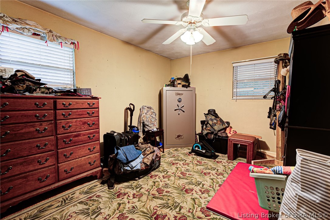 6824 St Marys Road Floyds Knobs, IN 47119 - Photo 16 of 46