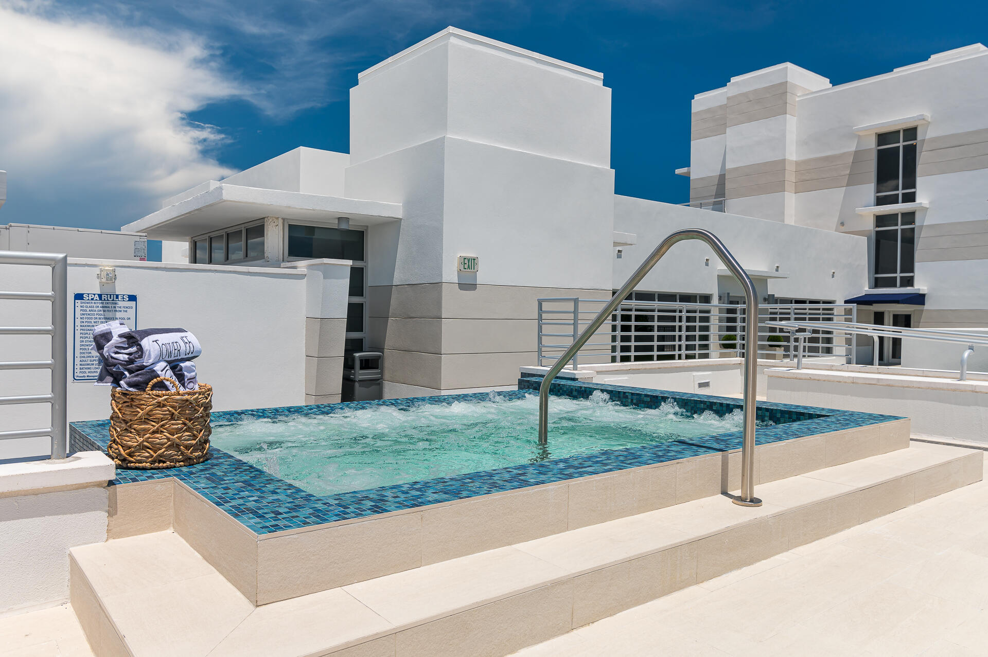 155 East Boca Raton Road, Unit 416 Boca Raton, FL 33432 - Photo 48 of 65 11 Jacuzzi