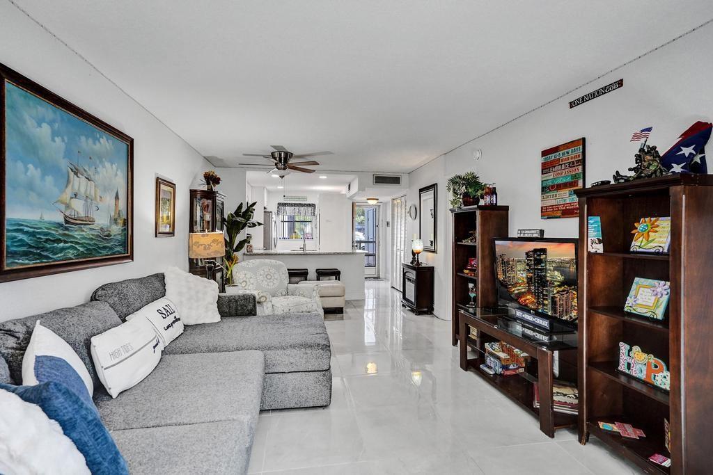 3060 Holiday Springs Boulevard, Unit 106 Margate, FL 33063 - Photo 11 of 16