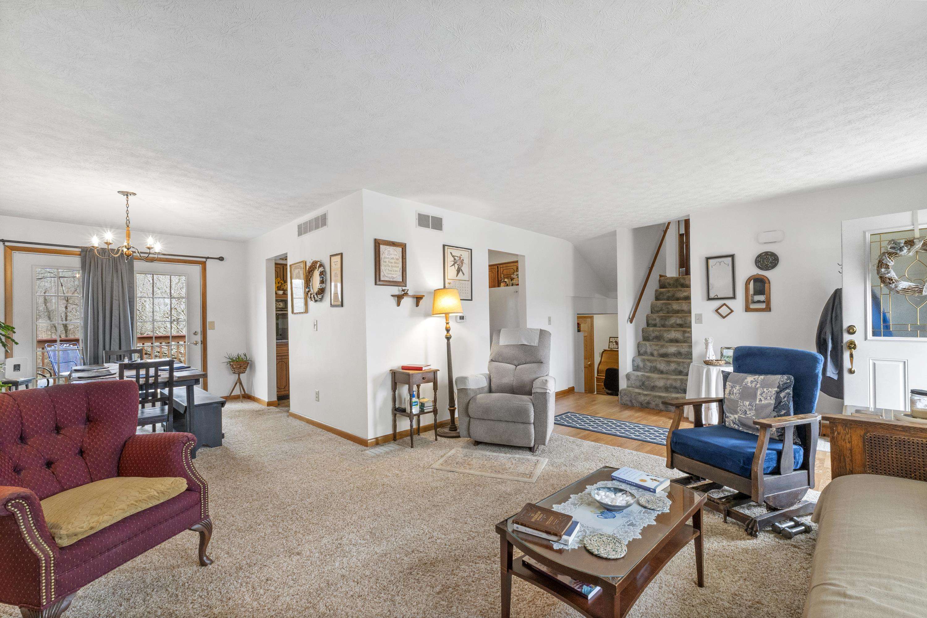 2235 East Thompson Road Ashland, KY 41102 - Photo 9 of 42