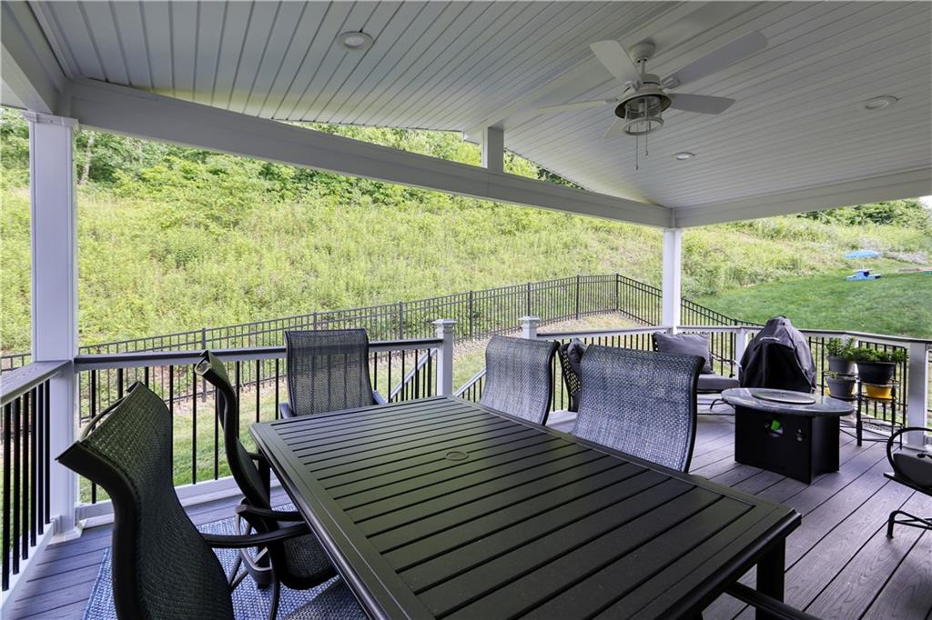 261 Foxwood Road Coraopolis, PA 15108 - Photo 17 of 20 Gallery Image 17