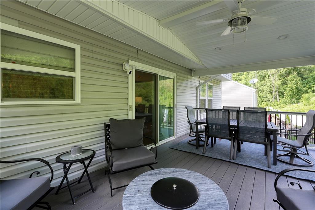 261 Foxwood Road Coraopolis, PA 15108 - Photo 18 of 20 Gallery Image 18