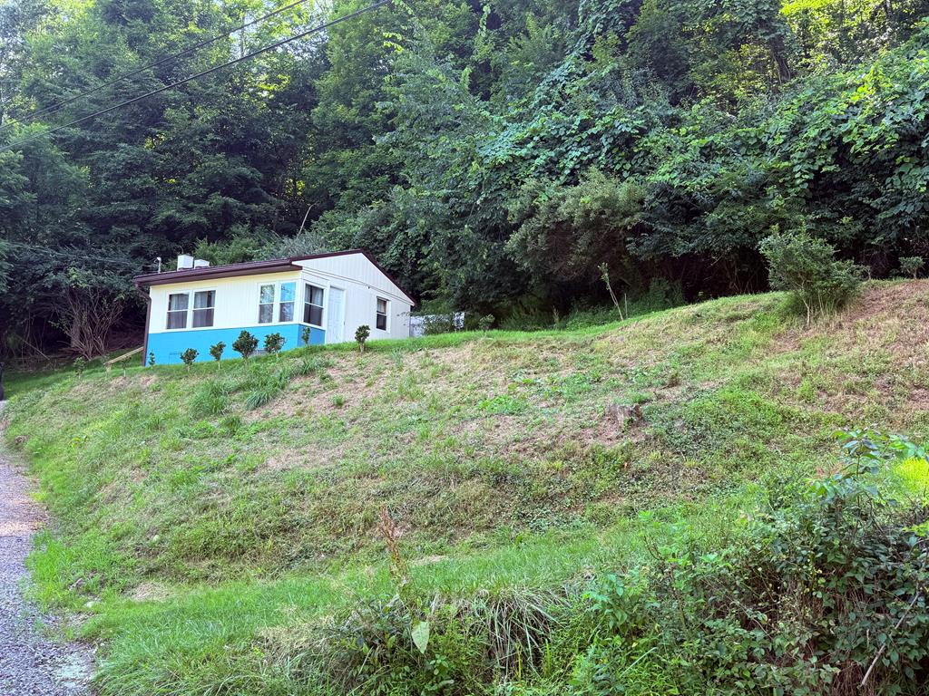 148 Rummel Road Ford City, PA 16226 - Photo 1 of 13 Main View