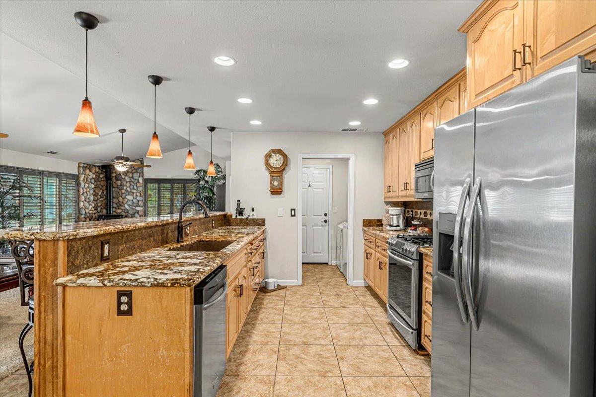 5593 Baldwin Street Valley Springs, CA 95252 - Photo 19 of 65