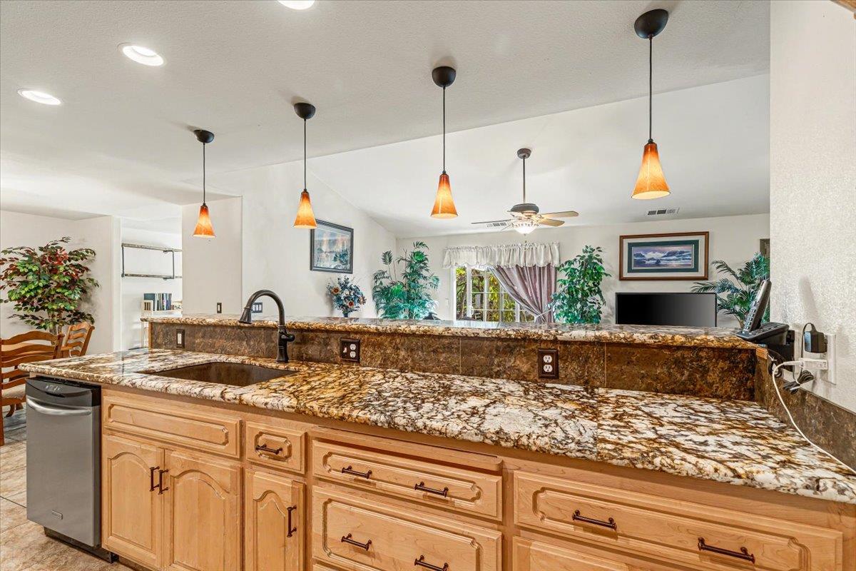 5593 Baldwin Street Valley Springs, CA 95252 - Photo 23 of 65