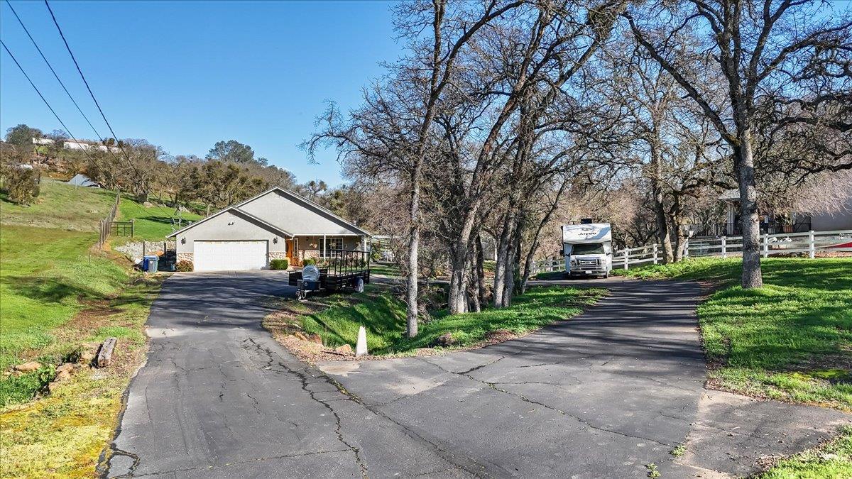 5593 Baldwin Street Valley Springs, CA 95252 - Photo 3 of 65