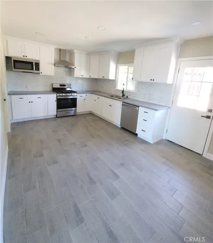 $3,200 | 826 Wyval Avenue, Corona, CA 92882