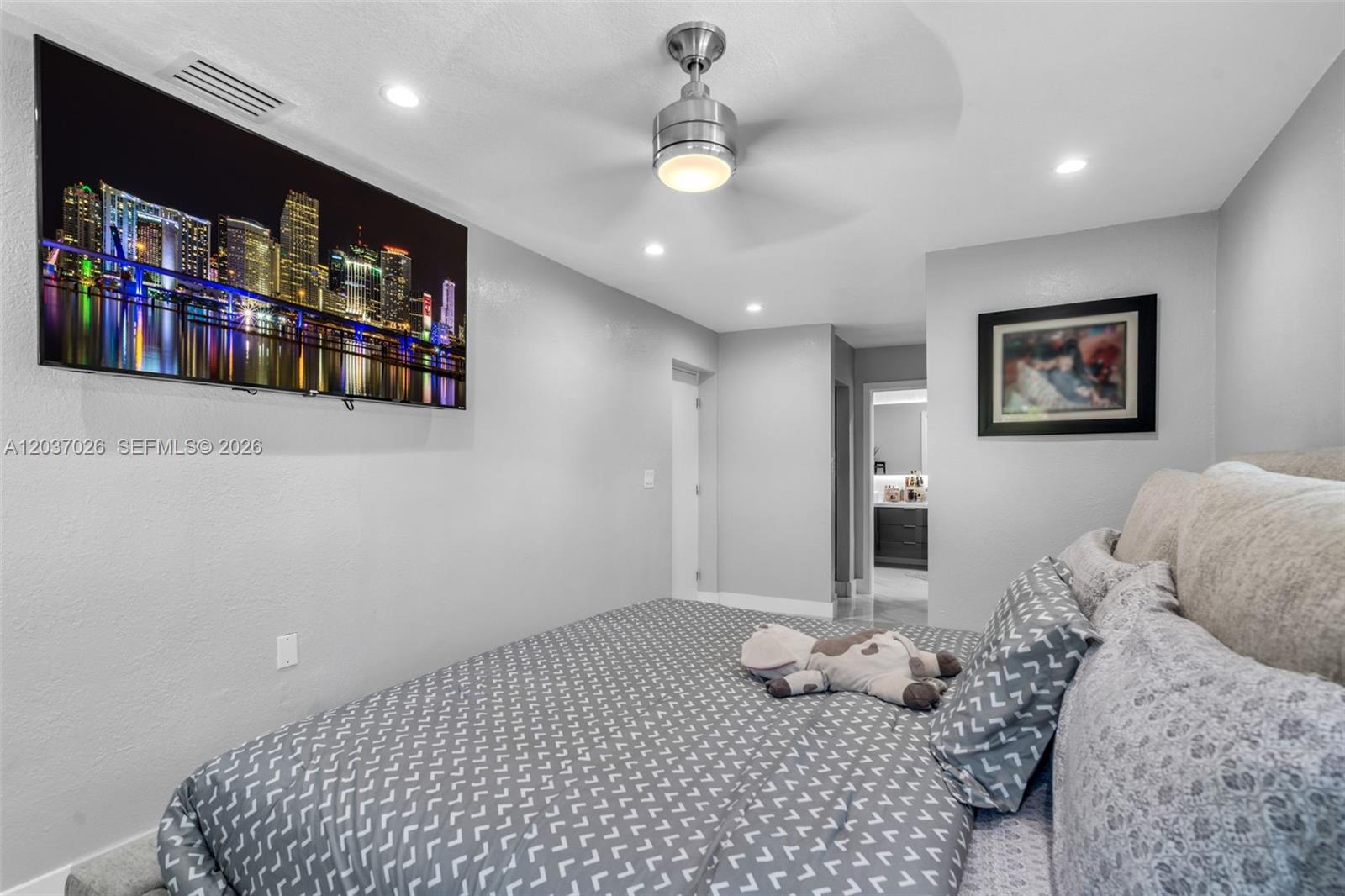 11 West 59th Street Hialeah, FL 33012 - Photo 18 of 38