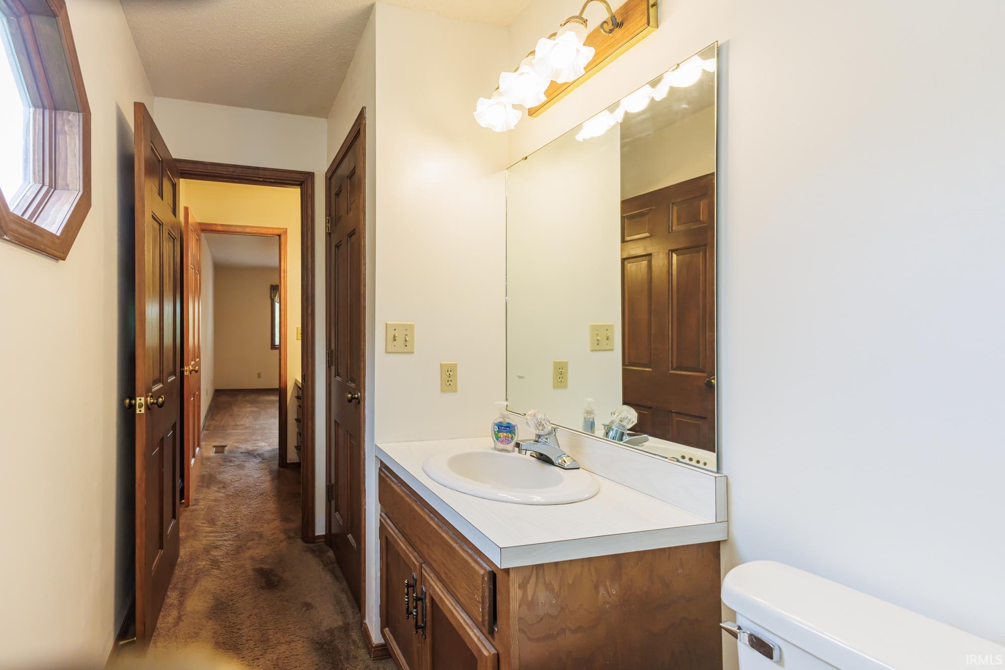 1704 North Thorn Tree Road Muncie, IN 47304 - Photo 13 of 36 Gallery Image 13