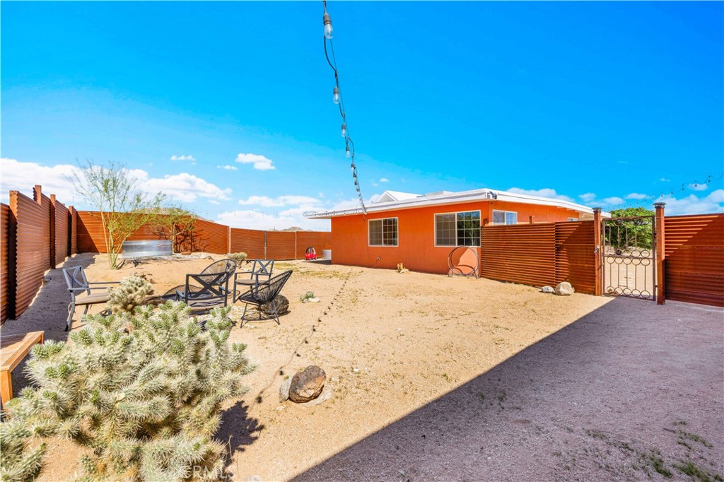 55850 Shannon Road Landers, CA 92285 - Photo 32 of 66