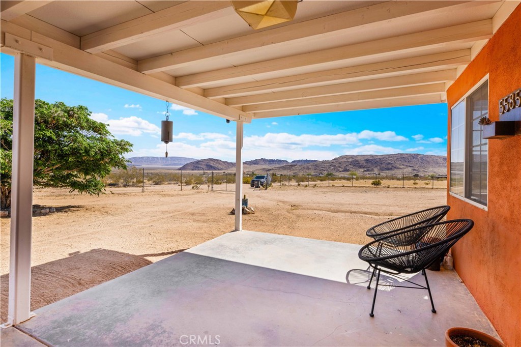 55850 Shannon Road Landers, CA 92285 - Photo 5 of 66
