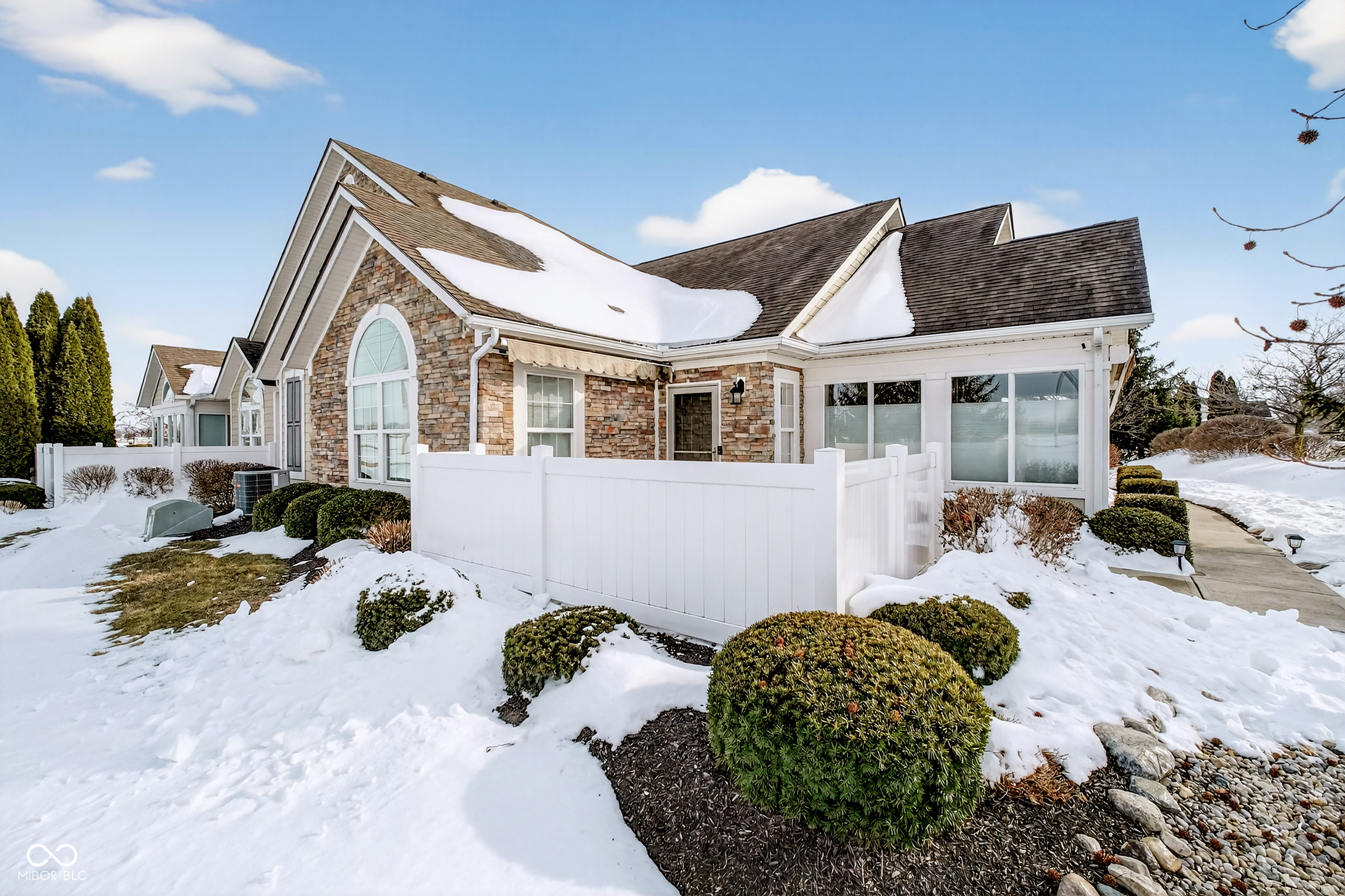 1190 Extraordinary Trail Greenfield, IN 46140 - Photo 3 of 36