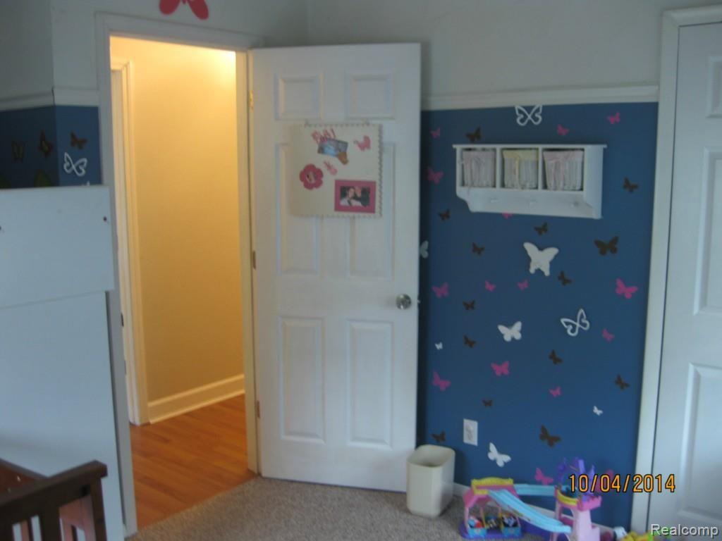 1812 Maxfield Lake Road Hartland, MI 48353 - Photo 20 of 29 IMG_2992.jpg
