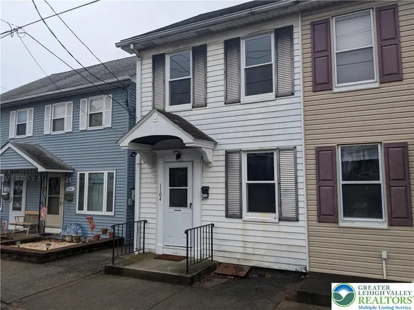 $1,720 | 1104 3rd Street, Catasauqua, PA 18032
