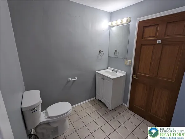 $1,720 | 1104 3rd Street, Catasauqua, PA 18032