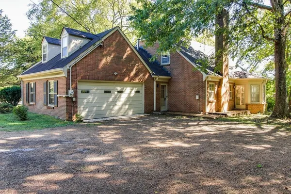 $3,250 | 1501 Hillsboro Road, Franklin, TN 37069