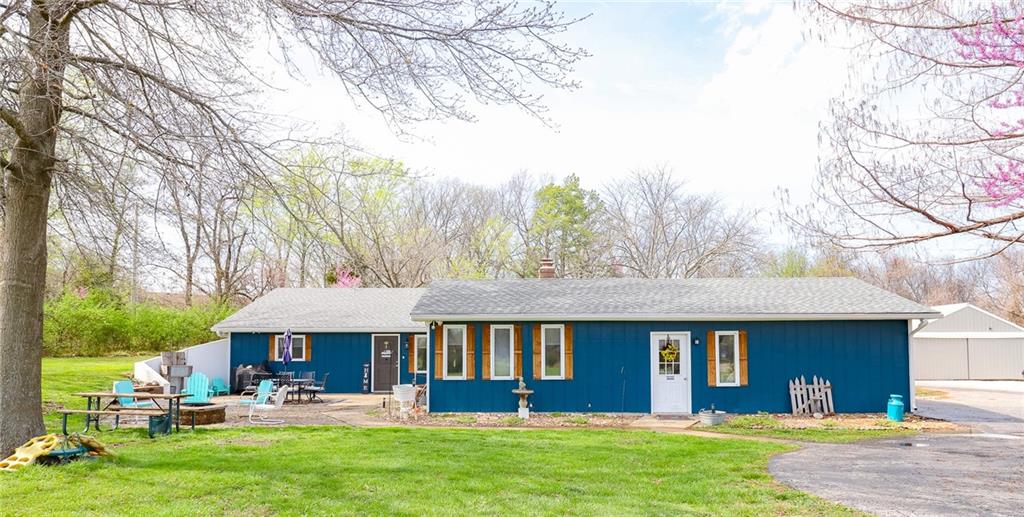 155 Southeast 125 Road Warrensburg, MO 64093 - Photo 1 of 1 Gallery Image 1
