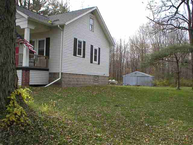 8548 Marsh Road Algonac, MI 48001 - Photo 3 of 11 31030726-2.JPG